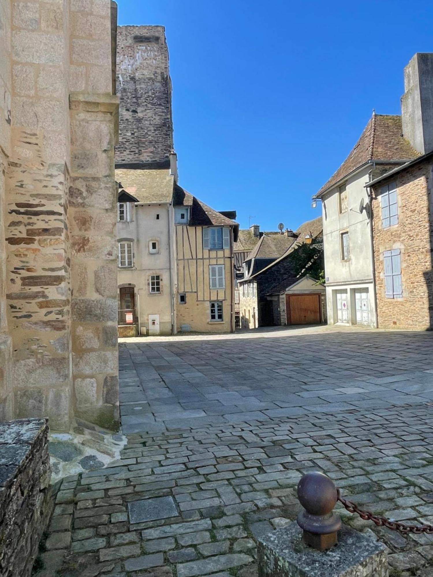 Delightful French Rustic Studio Jumilhac-le-Grand Exterior foto